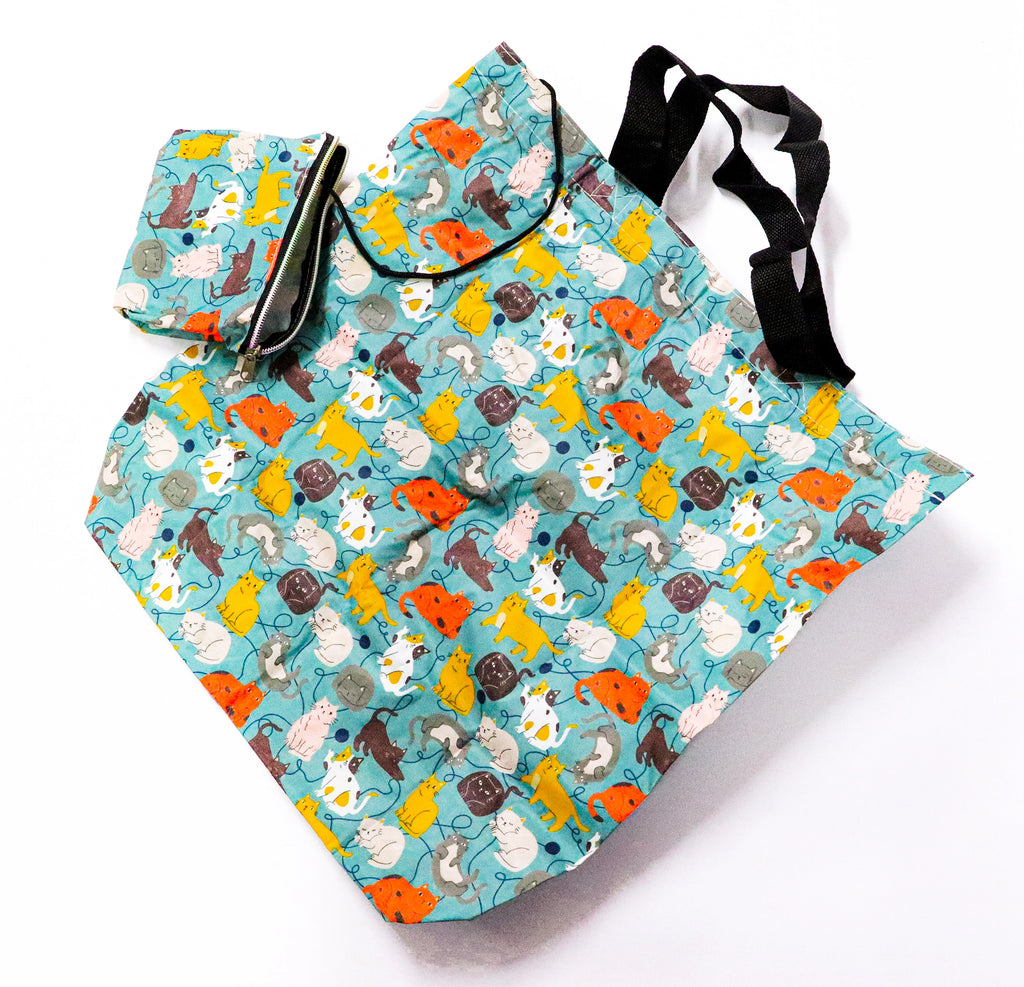 Bolsa plegable gatos azul claro