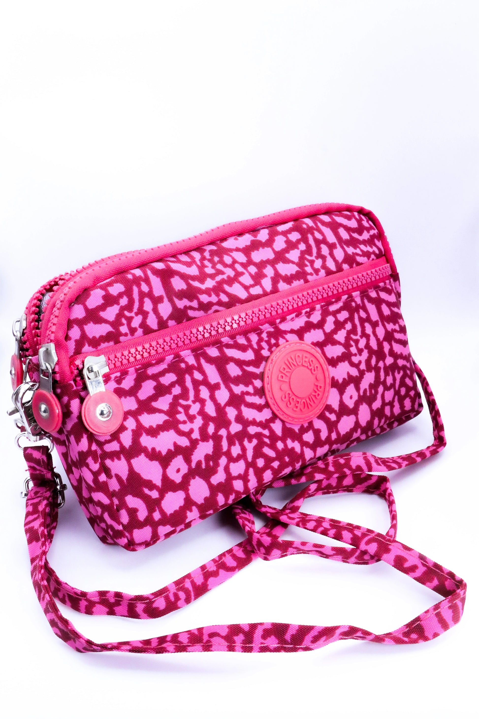 Bolsito con correa ajustable