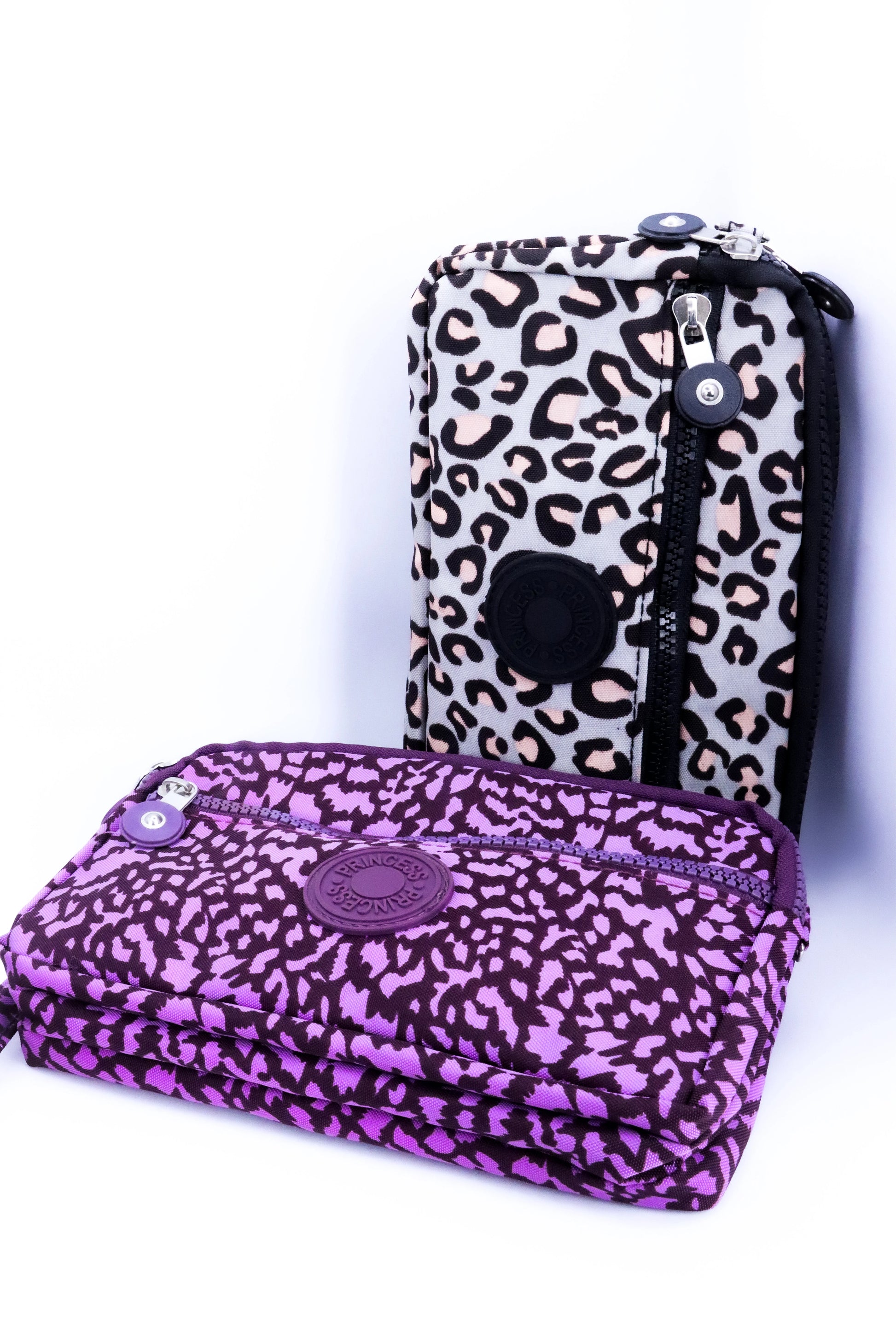 Bolsito con correa ajustable