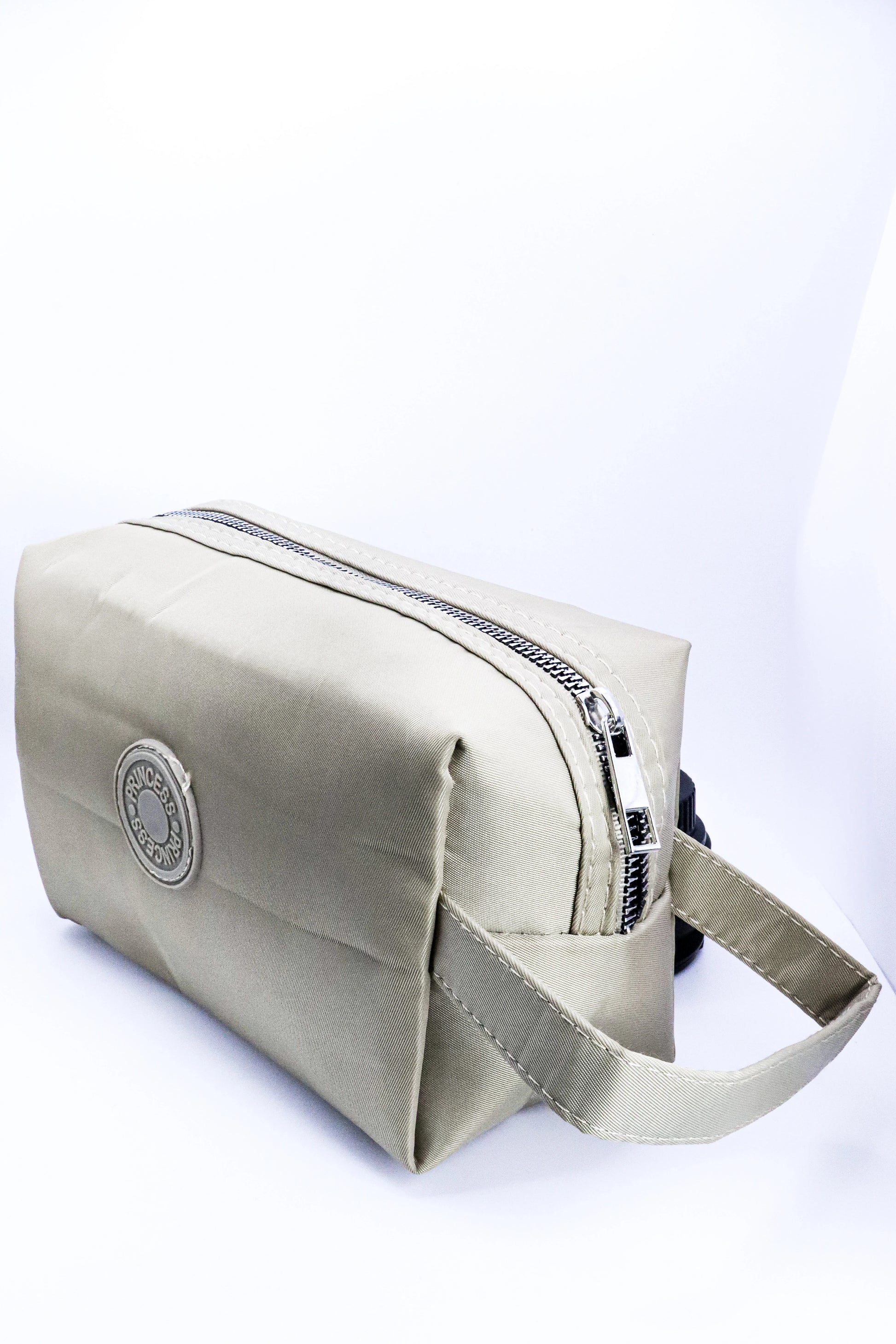 Cosmetiquero con agarre